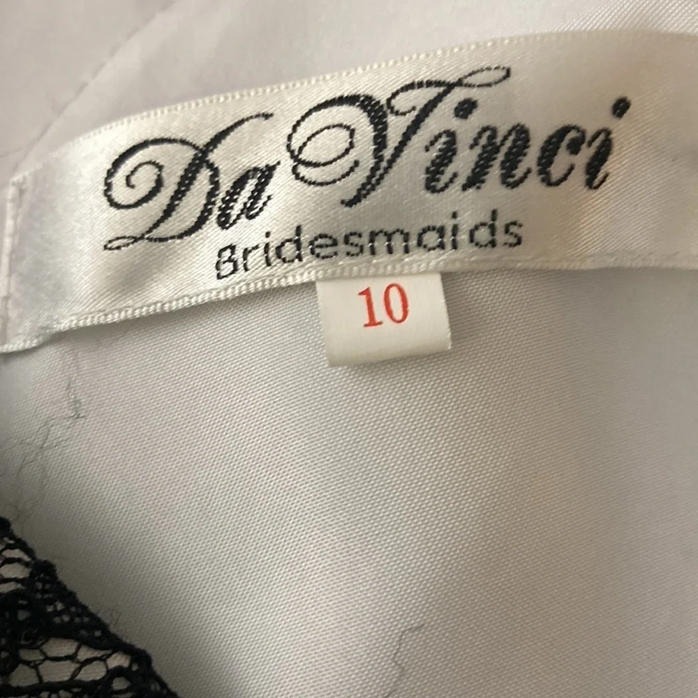 Da Vinci Woman’s Camisole black and white lace Size 10 NWOT